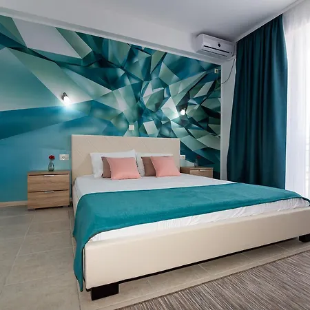 Adriano Pe Plaja Belona Hotel