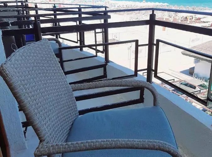 Hotel Adriano Pe Plaja Belona 3*