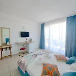 Hotel Adriano Pe Plaja Belona