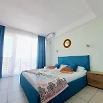 Adriano Pe Plaja Belona Hotel 3*