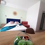 Adriano Pe Plaja Belona Hotel