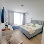 Hotel Adriano Pe Plaja Belona Eforie Nord