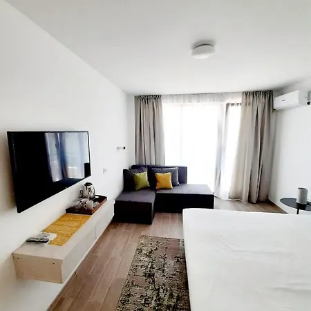 Adriano Pe Plaja Belona 3* Észak-Eforie