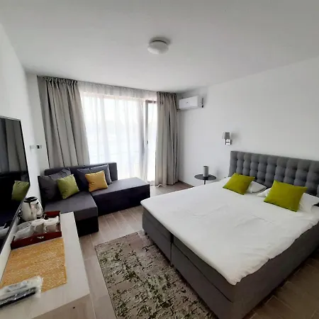 Adriano Pe Plaja Belona فندق إيفوري نورد