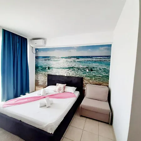 Adriano Pe Plaja Belona 3* Észak-Eforie