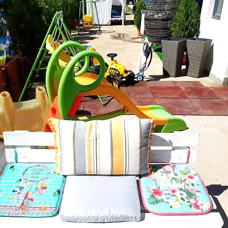 Adriano Pe Plaja Belona