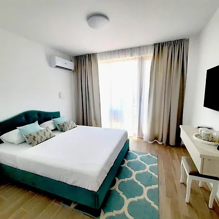 فندق Adriano Pe Plaja Belona