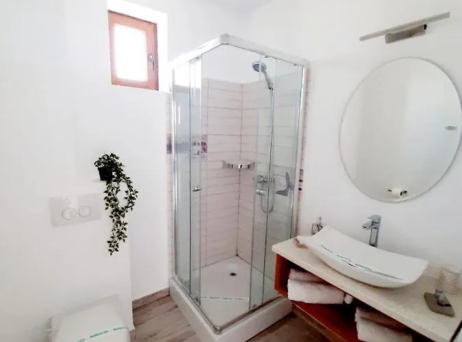 Adriano Pe Plaja Belona فندق إيفوري نورد