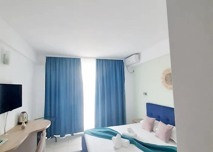 Adriano Pe Plaja Belona 3* إيفوري نورد