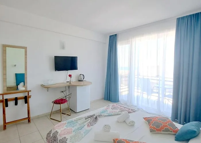 فندق Adriano Pe Plaja Belona