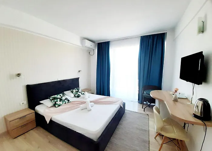 Adriano Pe Plaja Belona 3* إيفوري نورد