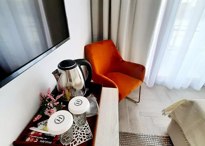 Adriano Pe Plaja Belona 3* إيفوري نورد